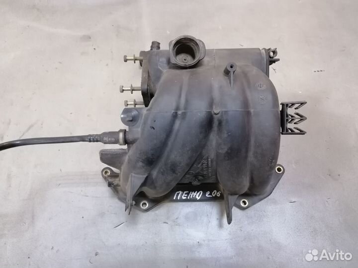 Коллектор впускной Peugeot 206 1.4 1998-2012