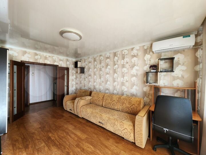 2-к. квартира, 50 м², 8/9 эт.