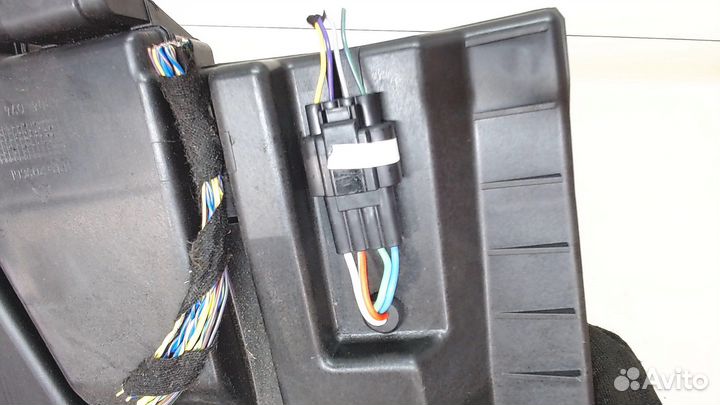 Сабвуфер Land Rover Range Rover Evoque, 2014