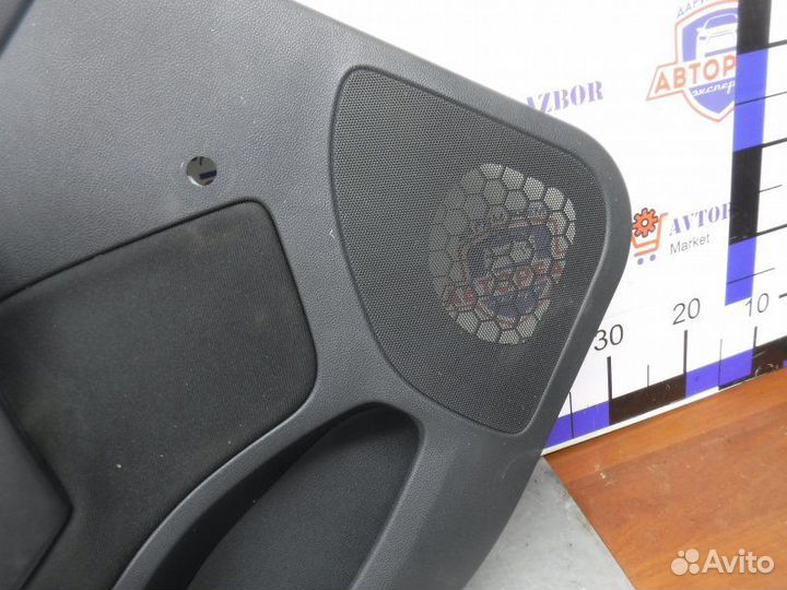 Обшивка двери задняя левая Skoda Octavia A5 BUD