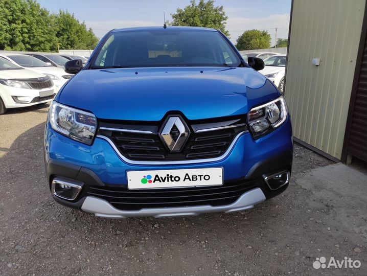 Renault Logan Stepway 1.6 CVT, 2021, 28 200 км