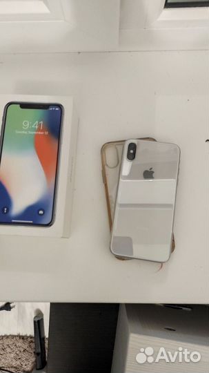 iPhone X, 256 ГБ