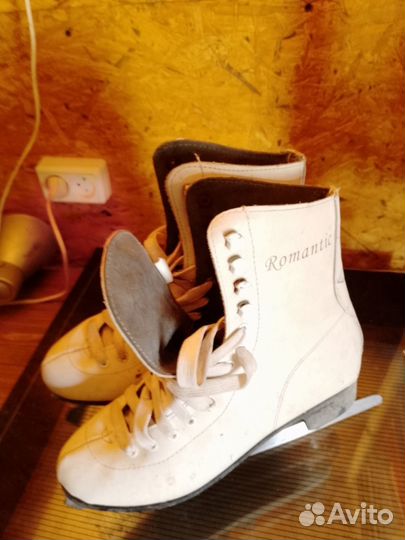 Коньки фигурные