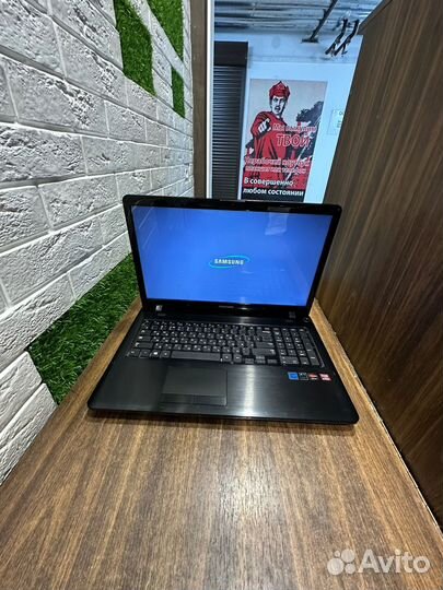 Игровой Samsung a10-4600m\7670m\8gb\SSD\17.3