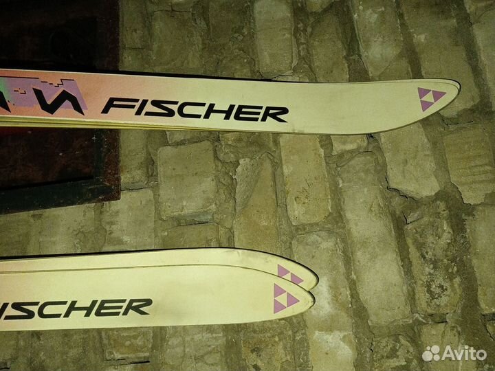 Горные лыжи новые