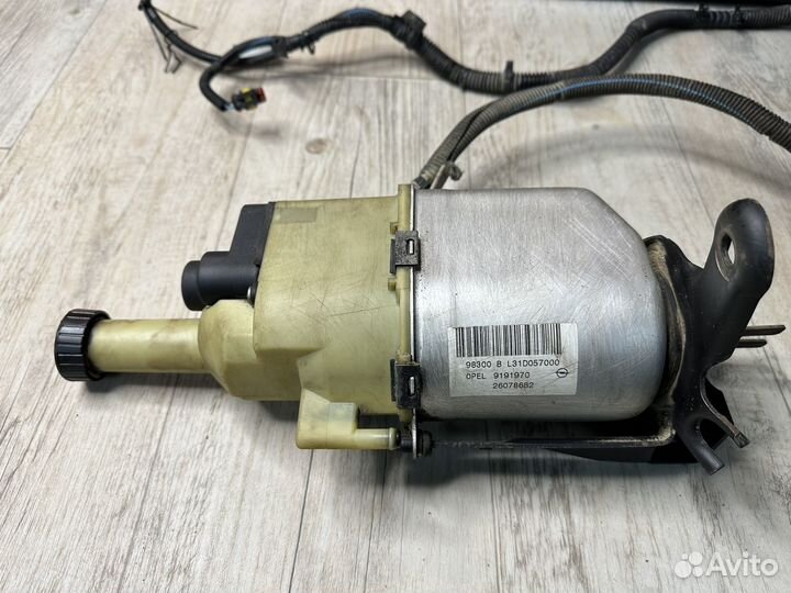 Насос гидроусилителя руля Opel Astra G