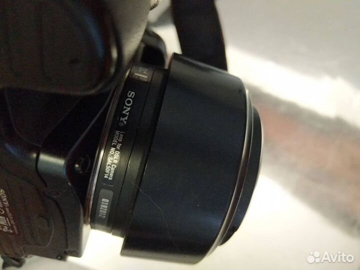 Зеркальная фотокамера Sony alpha 100