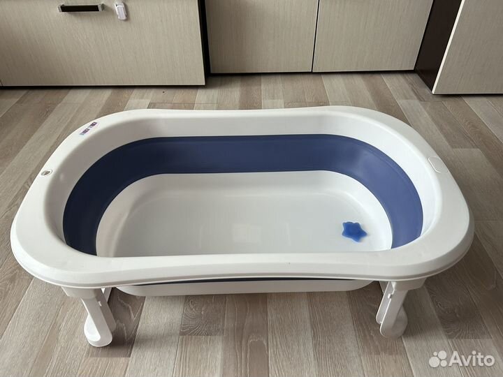 Ванночка для купания новорожденного