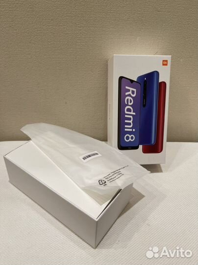 Коробка от телефона Redmi 8