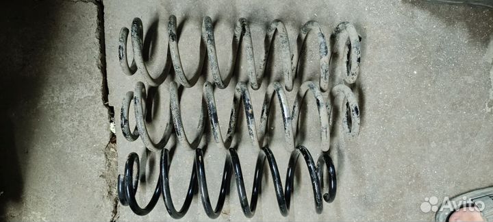 Пружины задние и передние skoda Octavia tour a4