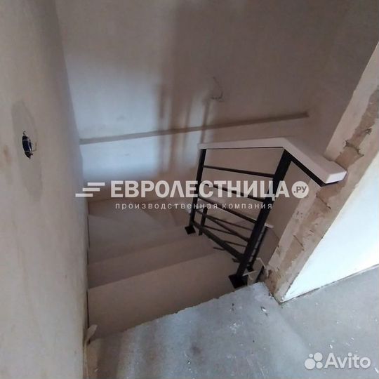 Лестница металлическая в дом