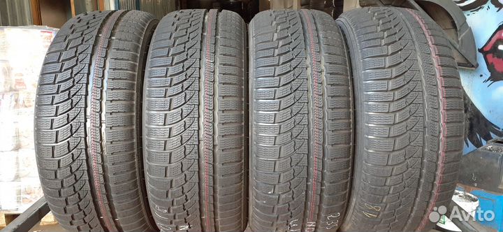 Nokian Tyres WR A4 235/50 R18