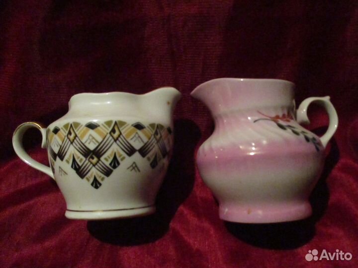 Сахарницы, менажница, соусницы, чайник