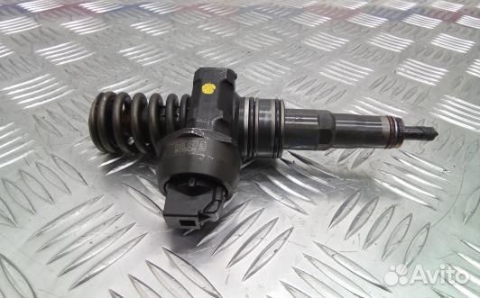 Форсунка дизельная volkswagen transporter T5 (NDN4