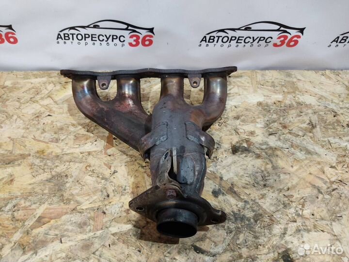 Выпускной коллектор 1.8 Митсубиси Лансер 10