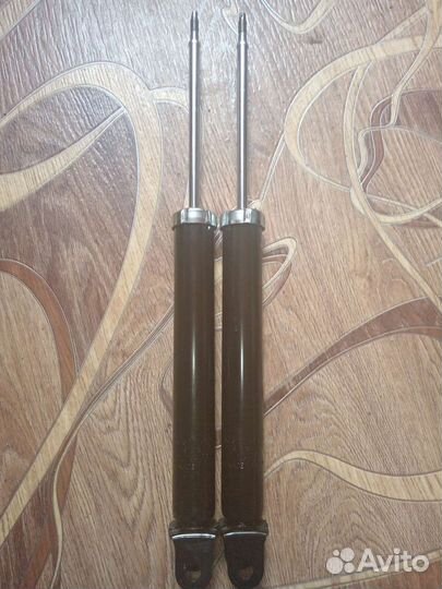 Задние амортизаторы на hyundai sohata ix 35 i 40