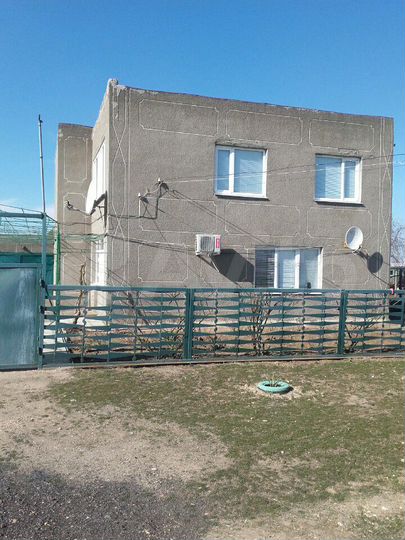 Дом 200 м² на участке 58 сот.