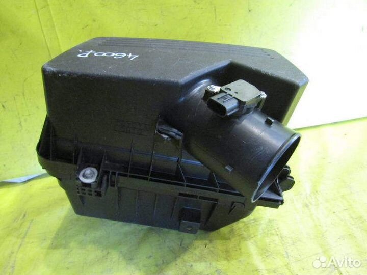 Корпус воздушного фильтра Toyota Camry 40 27883