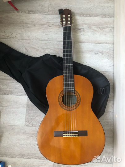 Гитара yamaha C40
