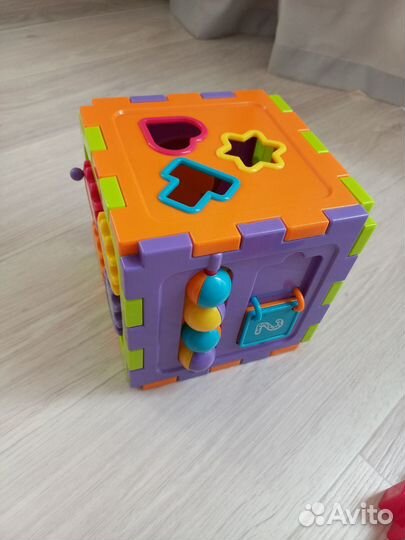 Развивающие игрушки