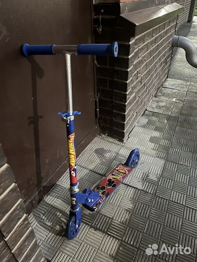 Самокат Хот вилс