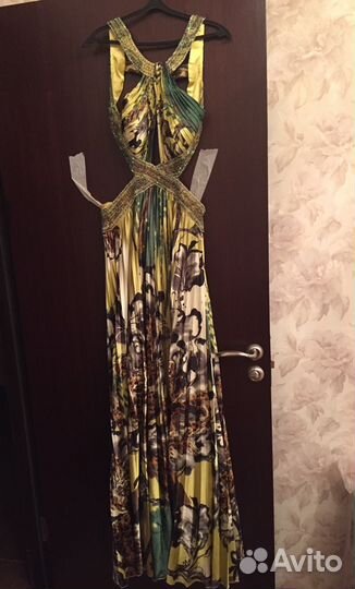 Выпускной, нарядное и очень красивое платье в пол