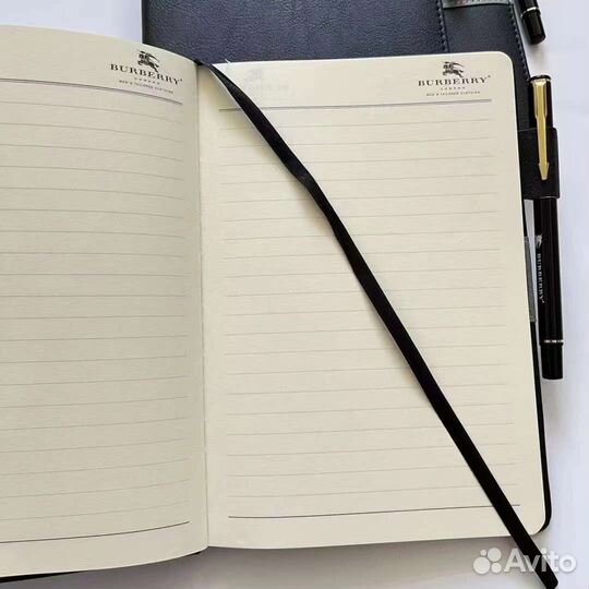 Ежедневник Burberry