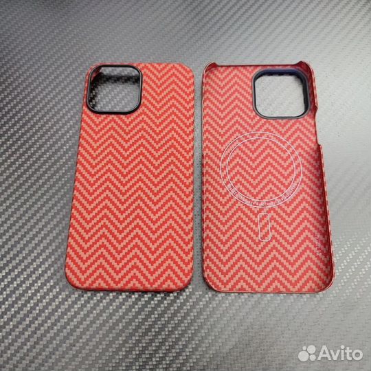 Чехол на iPhone 13