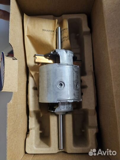 Электродвигатель отопителя без крыльчатки