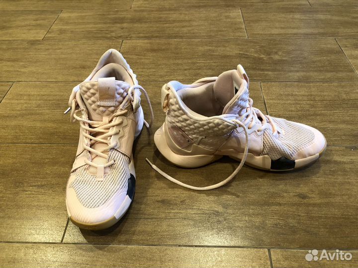 Баскетбольные кроссовки 41 р. Nike jordan роз