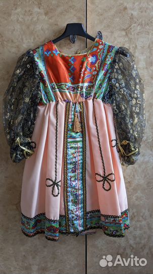 Продам детские костюмы