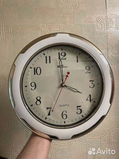 Часы настенные