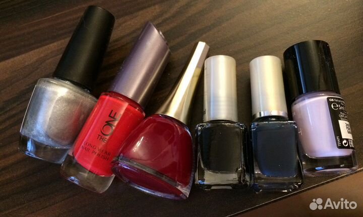 Наклейки на ногти,лаки,аксессуары