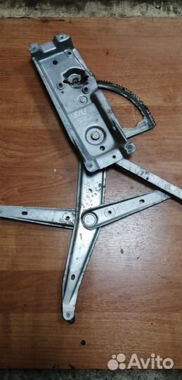 Электростеклоподъемник передний левый Vectra B