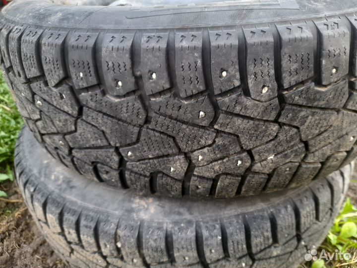 Pirelli Ice Zero 165/65 R15