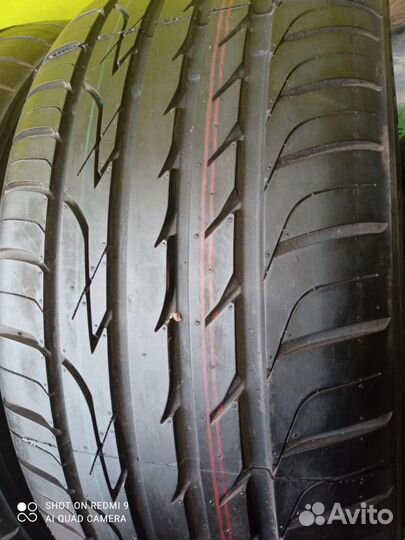 Three-A P606 235/45 R17 97W