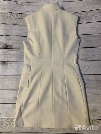 Поатье-жакет приталенного кроя