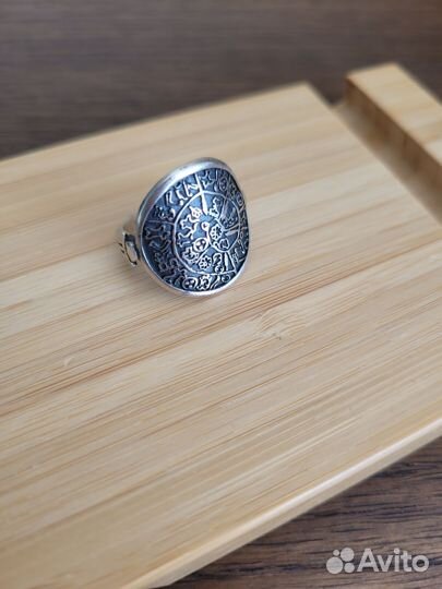 Серебряное крупное кольцо 925