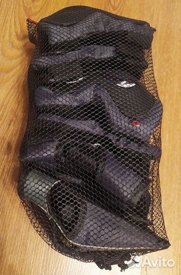 Роликовые коньки