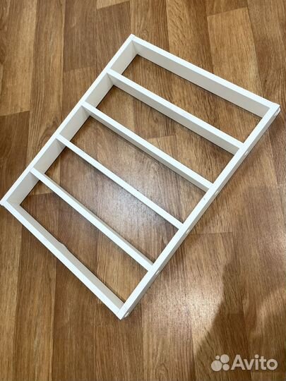 Полка навесная для лаков