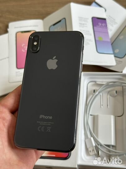 iPhone X, 64 ГБ