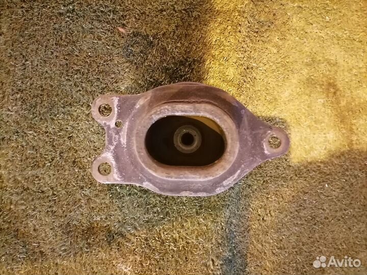 Опора двигателя (подушка двс) левая 11220JA000 Nis