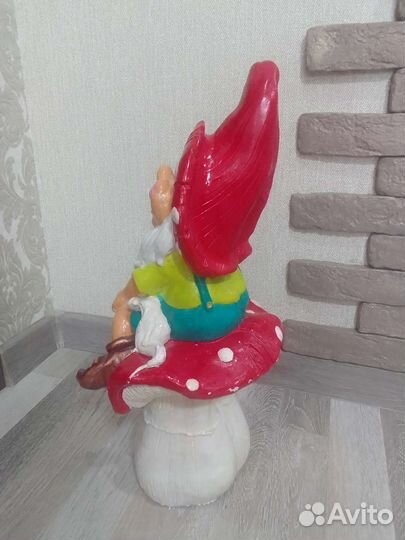 Гномик из гипса (садовый)