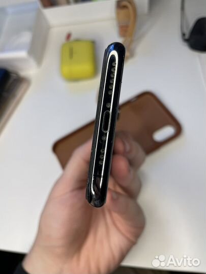iPhone xs 64 gb