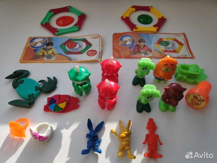 Игрушки Киндер Сюрприз
