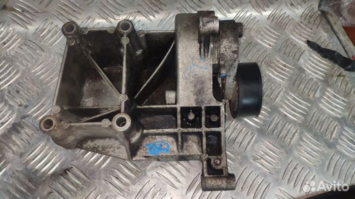 Натяжной ролик BMW 1.9 E46