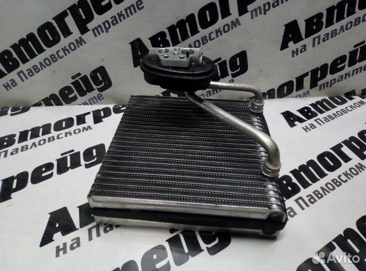 Радиатор кондиционера Volkswagen Tiguan 5N2 CAW