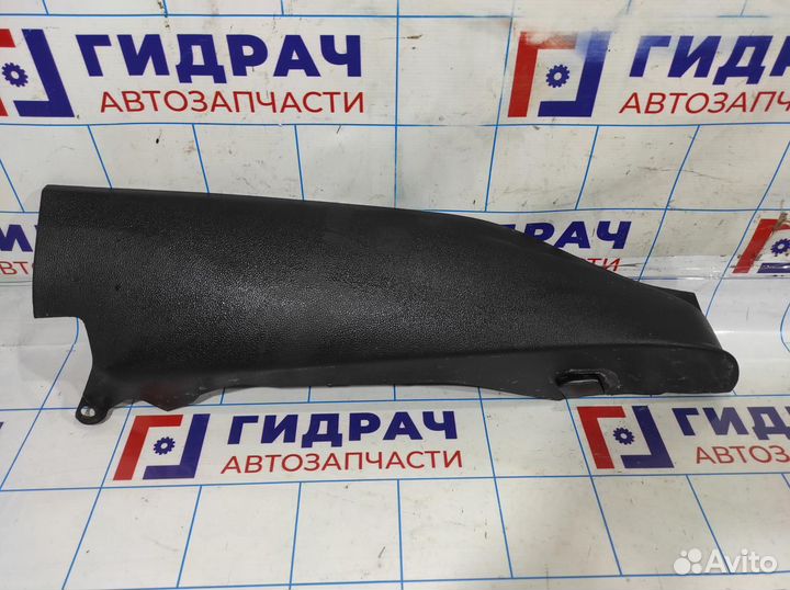 Обшивка стойки задней правой Volkswagen Jetta (A6)