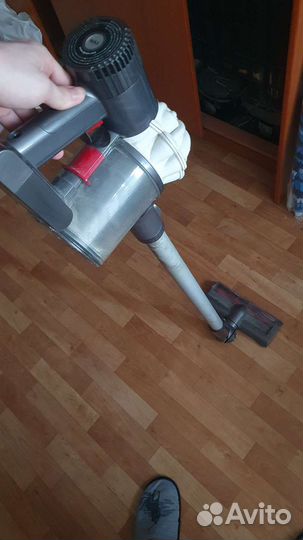 Беспроводной пылесос dyson v6 cord free бу