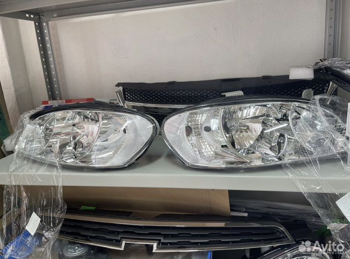 Корея комплект фар Kia Spectra